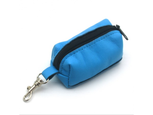 Сумочка-диспенсер Zoo-hunt для гігієнічних пакетів для прибирання 8х4х4 см блакитний 